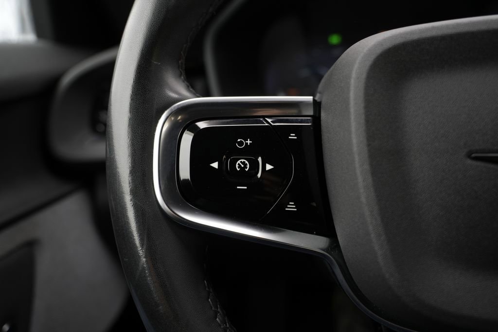 Used 2022 Polestar Polestar 2 w/ Performance Package image 40