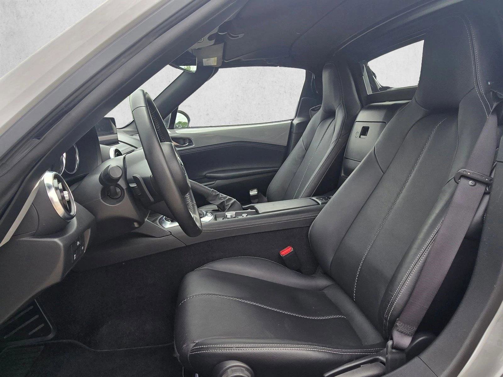 Used 2025 MAZDA MX-5 Miata RF Grand Touring RWD image 16