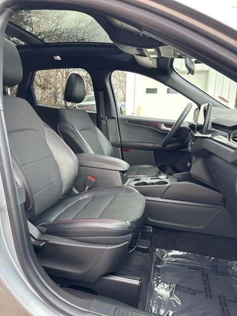 Used 2023 Ford Escape ST-Line w/ Tech Pack #1 image 38