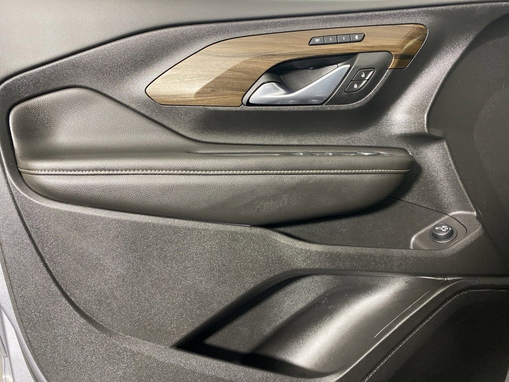 Used 2020 GMC Terrain Denali w/ Denali Premium Package image 25