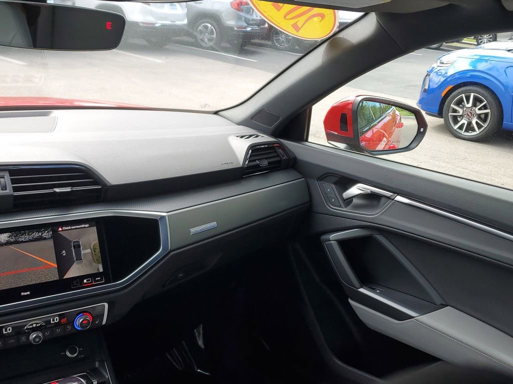 Used 2023 Audi Q3 2.0T Premium Plus image 20