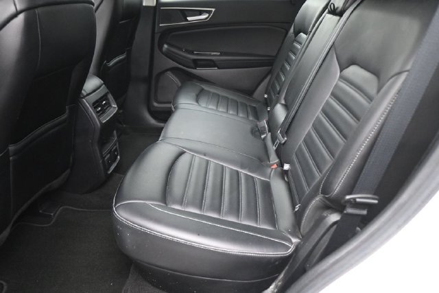 Used 2019 Ford Edge SEL w/ Equipment Group 201A AWD/4WD image 28