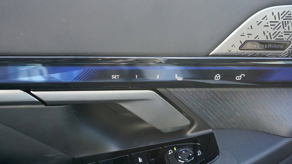 New 2026 BMW i5 eDrive40 image 10