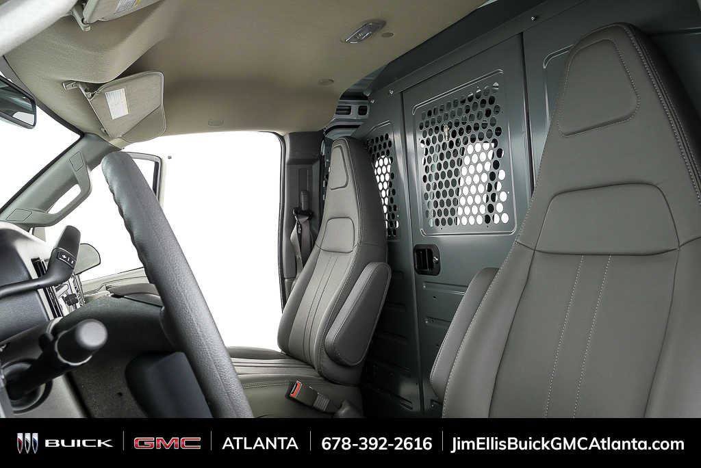 New 2025 GMC Savana 2500 w/ Driver Convenience Package RWD image 8