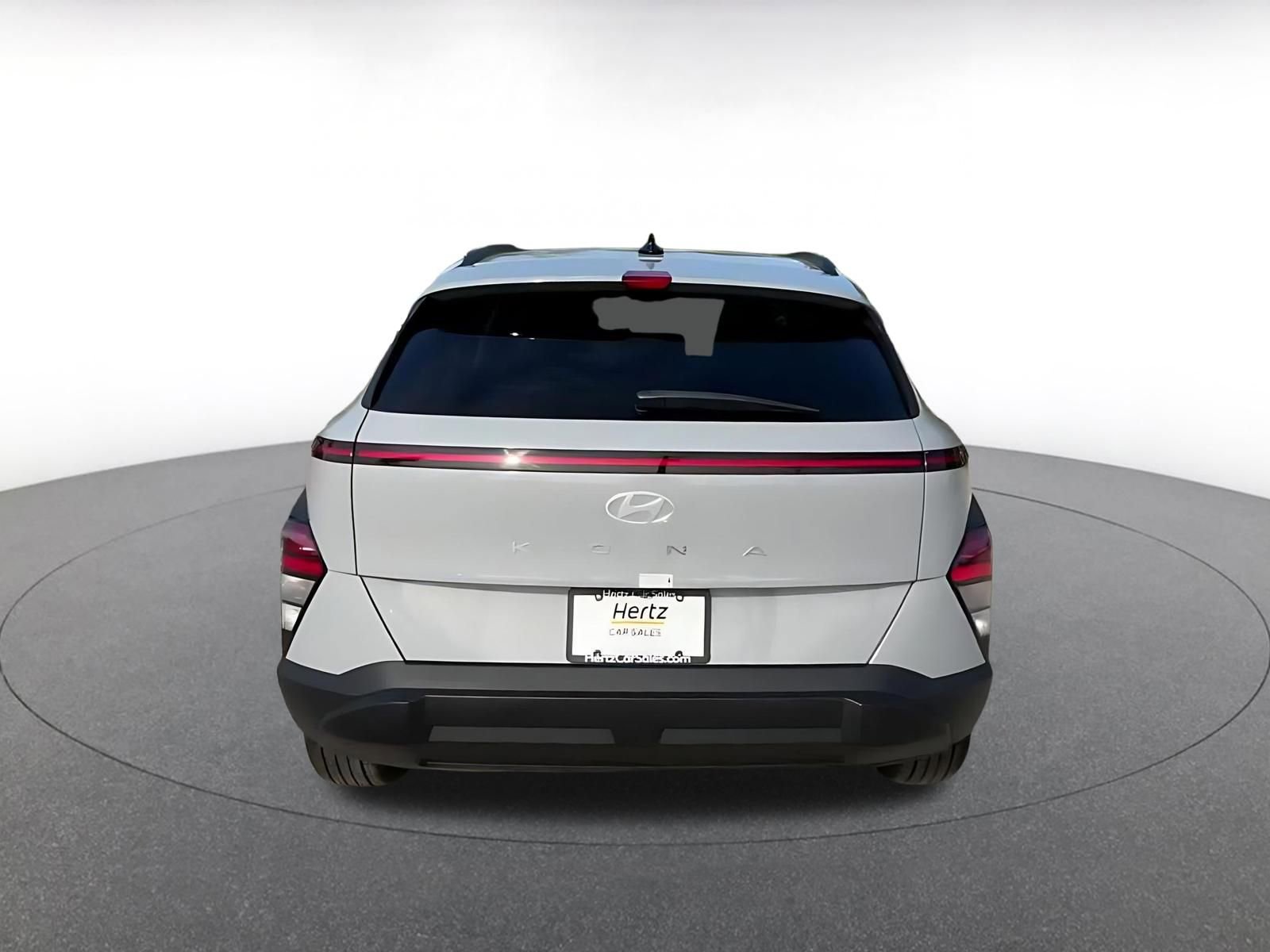 Used 2025 Hyundai Kona SEL image 11