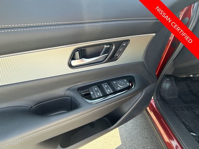 Certified 2025 Nissan Murano SL image 13