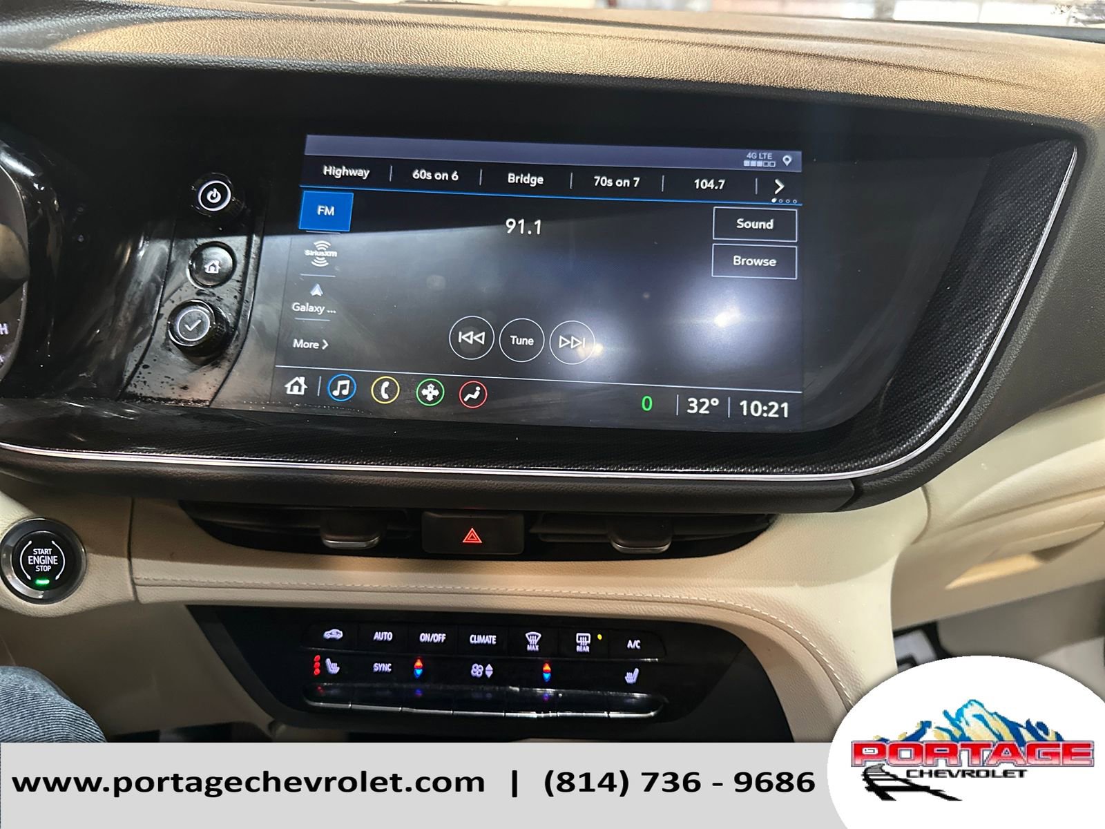Used 2021 Buick Envision Essence image 21