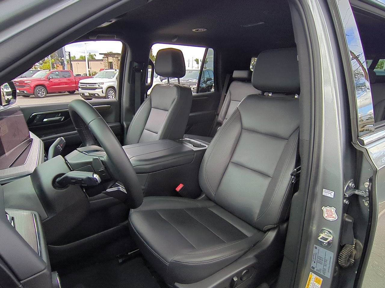 Certified 2025 Chevrolet Tahoe LT AWD/4WD image 19