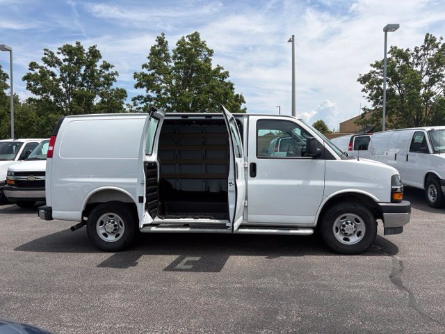 Used 2025 Chevrolet Express 2500 w/ Driver Convenience Package RWD image 11