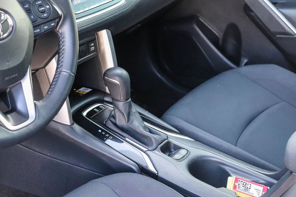 Used 2022 Toyota Corolla Cross LE FWD image 23