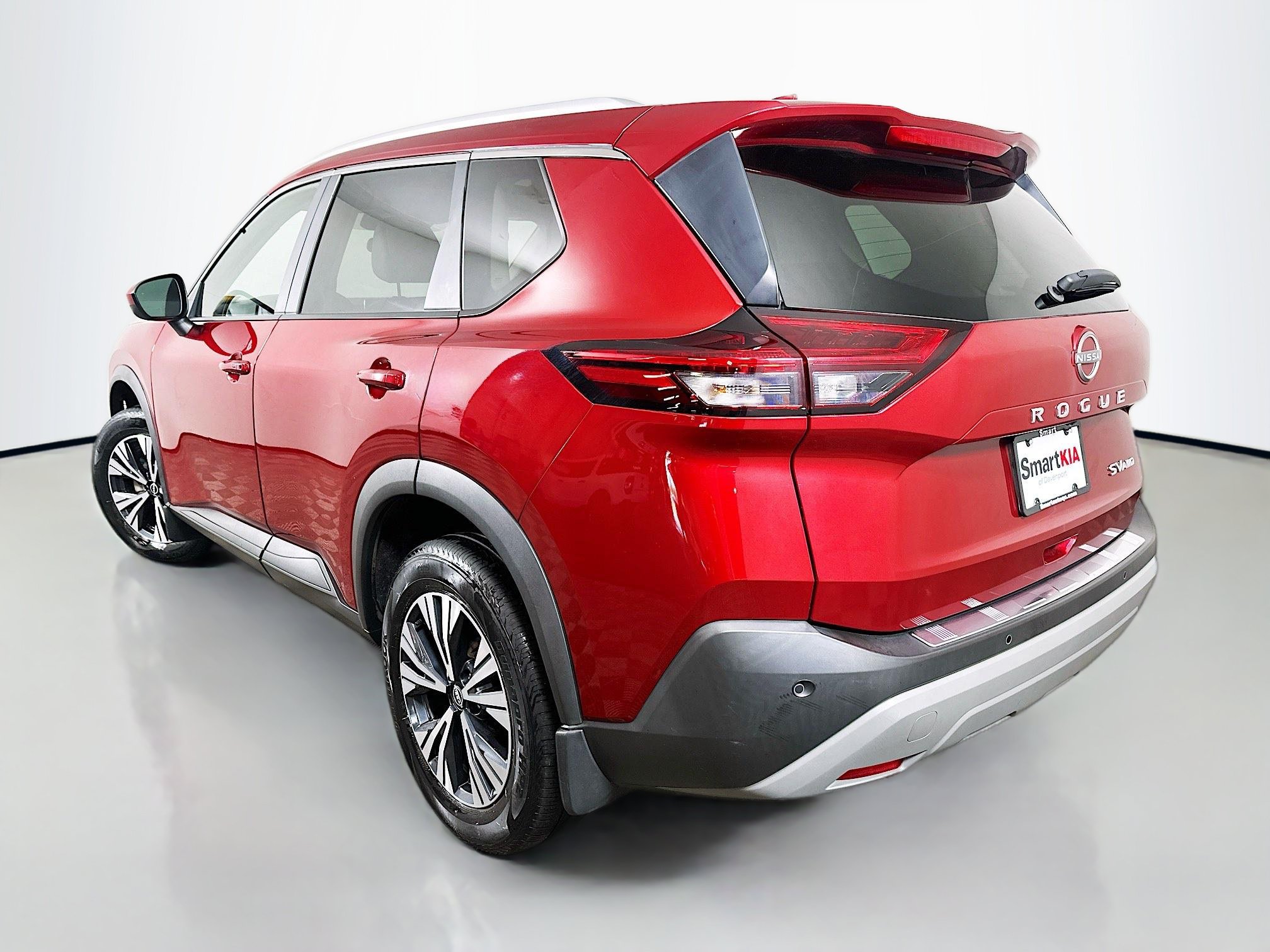 Used 2023 Nissan Rogue SV w/ SV Premium B Package AWD/4WD image 5