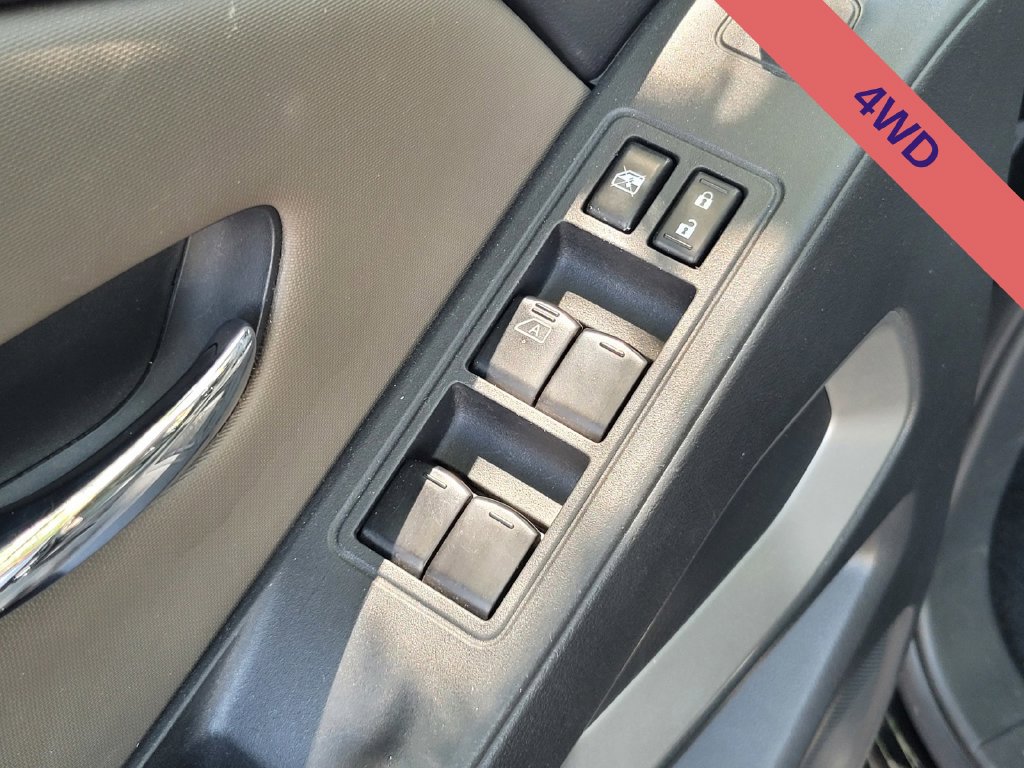 Used 2022 Nissan Frontier SV w/ Technology Package AWD/4WD image 16