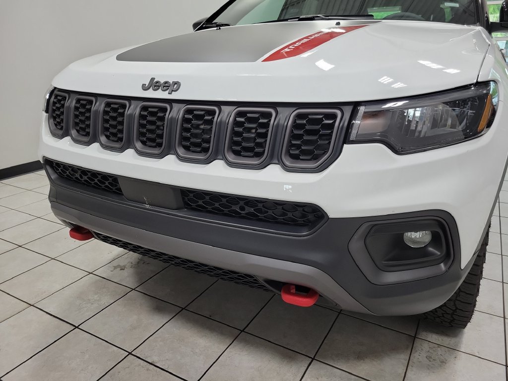 Used 2026 Jeep Compass Trailhawk AWD/4WD image 28