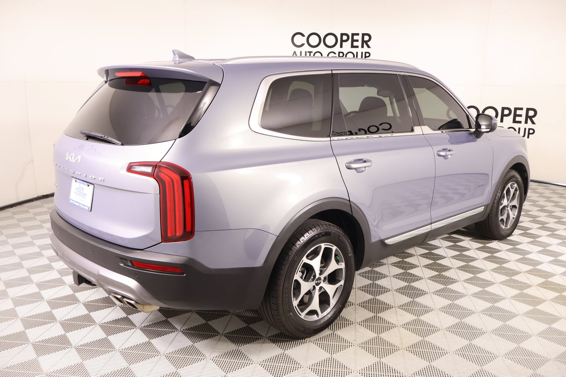 Used 2022 Kia Telluride EX w/ Towing Package AWD/4WD image 23