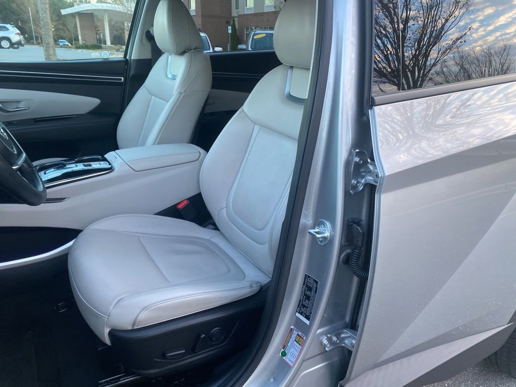 Used 2023 Hyundai Tucson Limited image 13