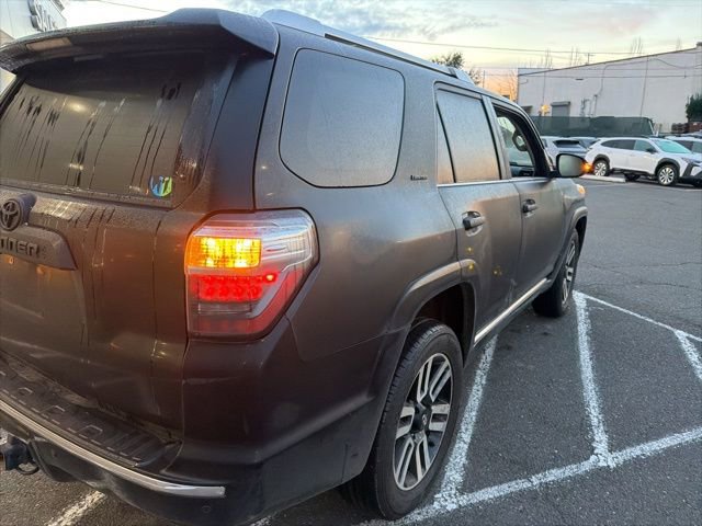 Used 2018 Toyota 4Runner Limited image 9