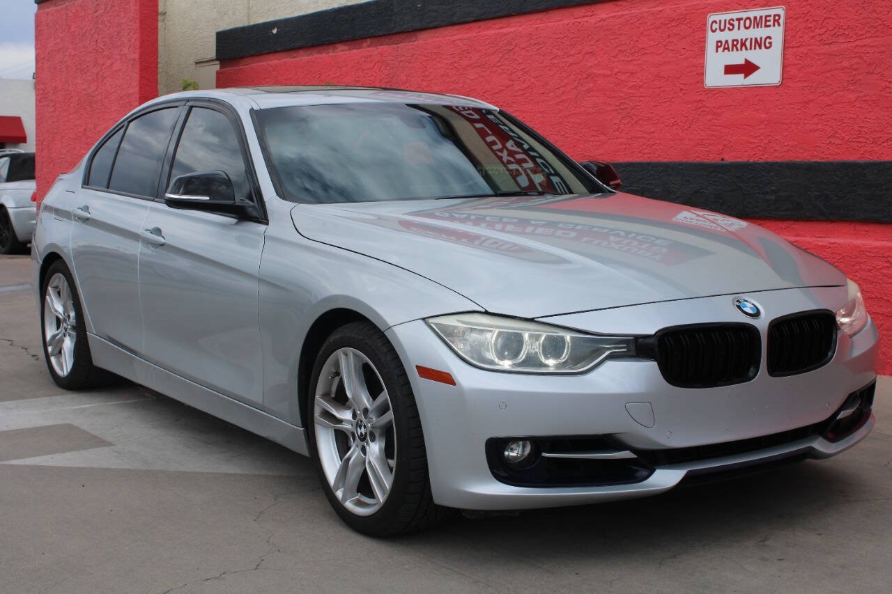 Used 2013 BMW 335i Sedan RWD image 3