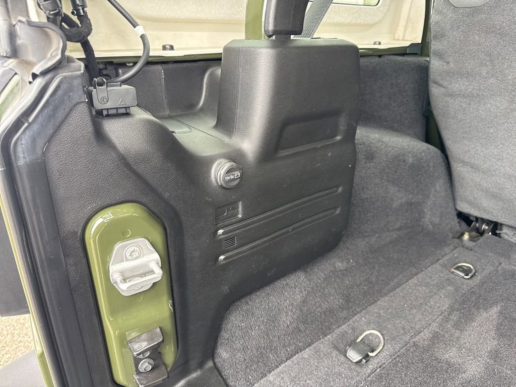 Used 2021 Jeep Wrangler Unlimited Sport AWD/4WD image 32