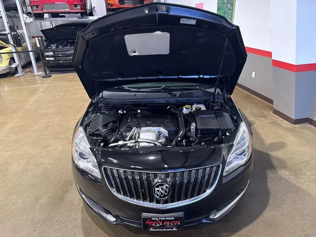 Used 2017 Buick Regal Sport Touring FWD image 79