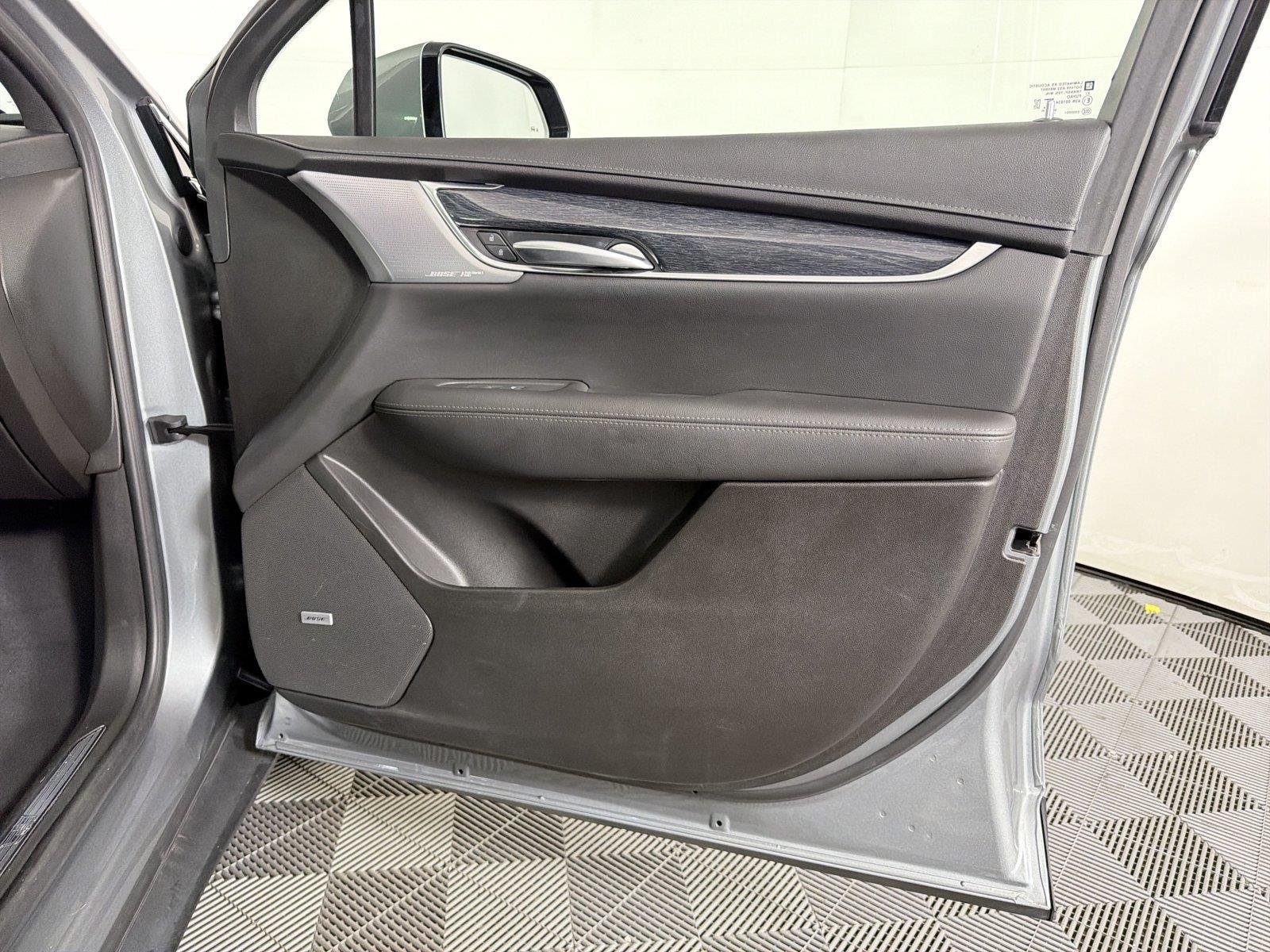 Used 2023 Cadillac XT5 Premium Luxury AWD/4WD image 12