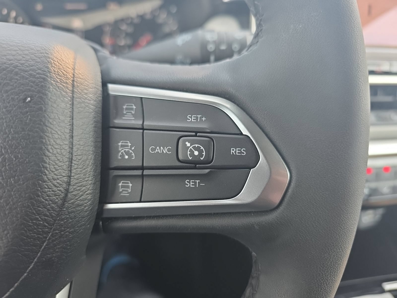 Used 2023 Jeep Compass Limited AWD/4WD image 18