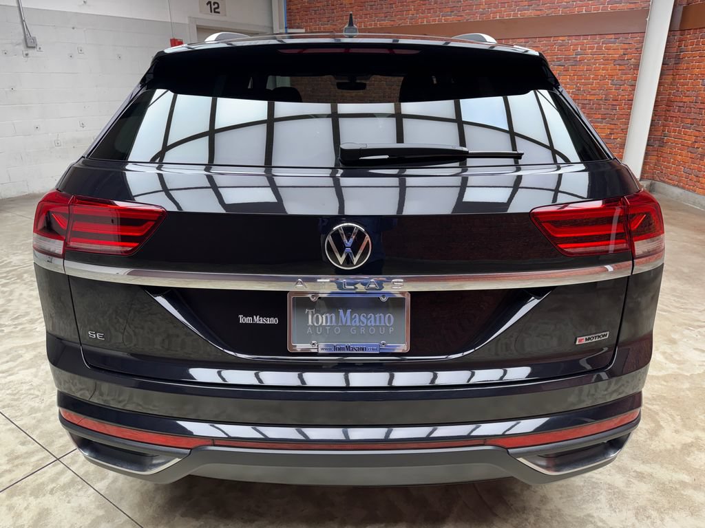 Used 2020 Volkswagen Atlas Cross Sport SE AWD/4WD image 4