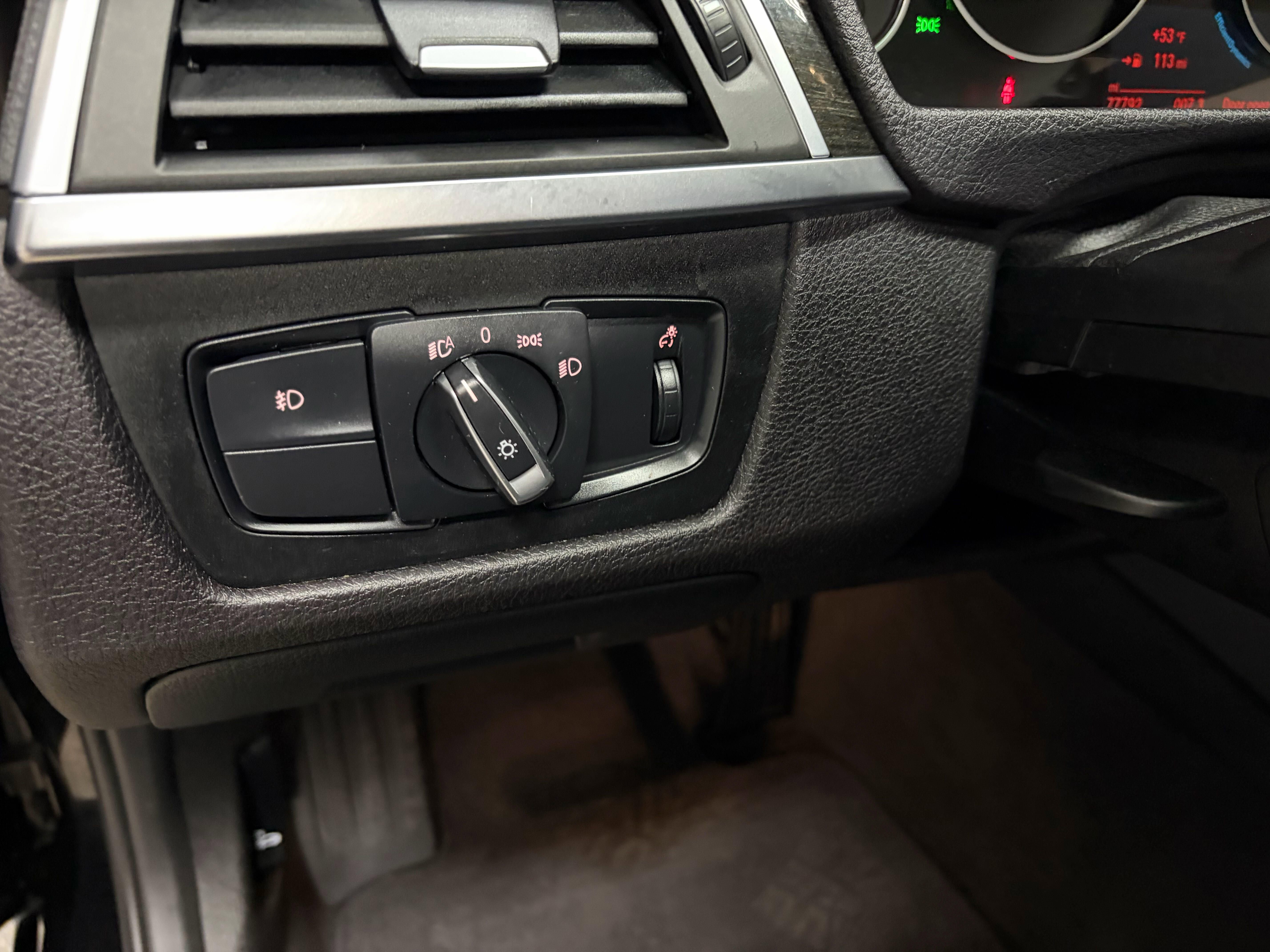 Used 2016 BMW 328i Sedan image 19