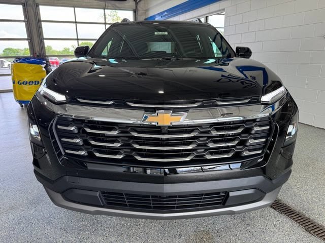 New 2026 Chevrolet Equinox LT FWD image 3