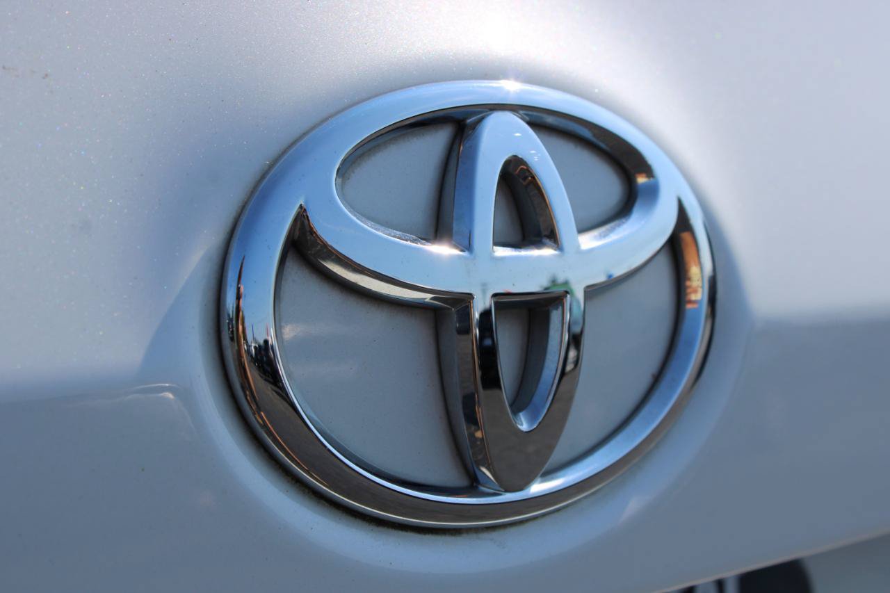 Used 2019 Toyota Corolla LE FWD image 8
