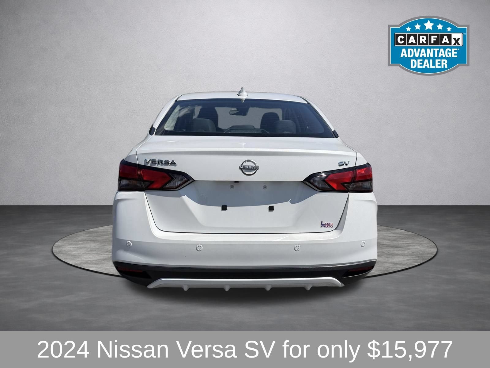 Used 2024 Nissan Versa SV FWD image 4