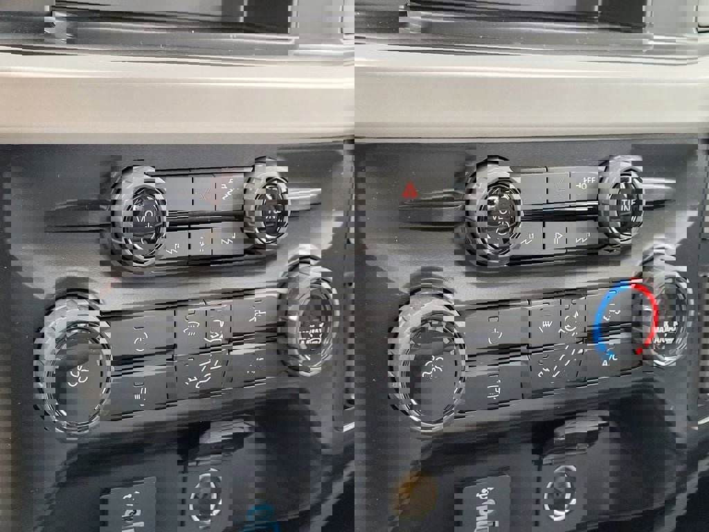 New 2026 Ford F250 XL w/ XL Chrome Package image 54