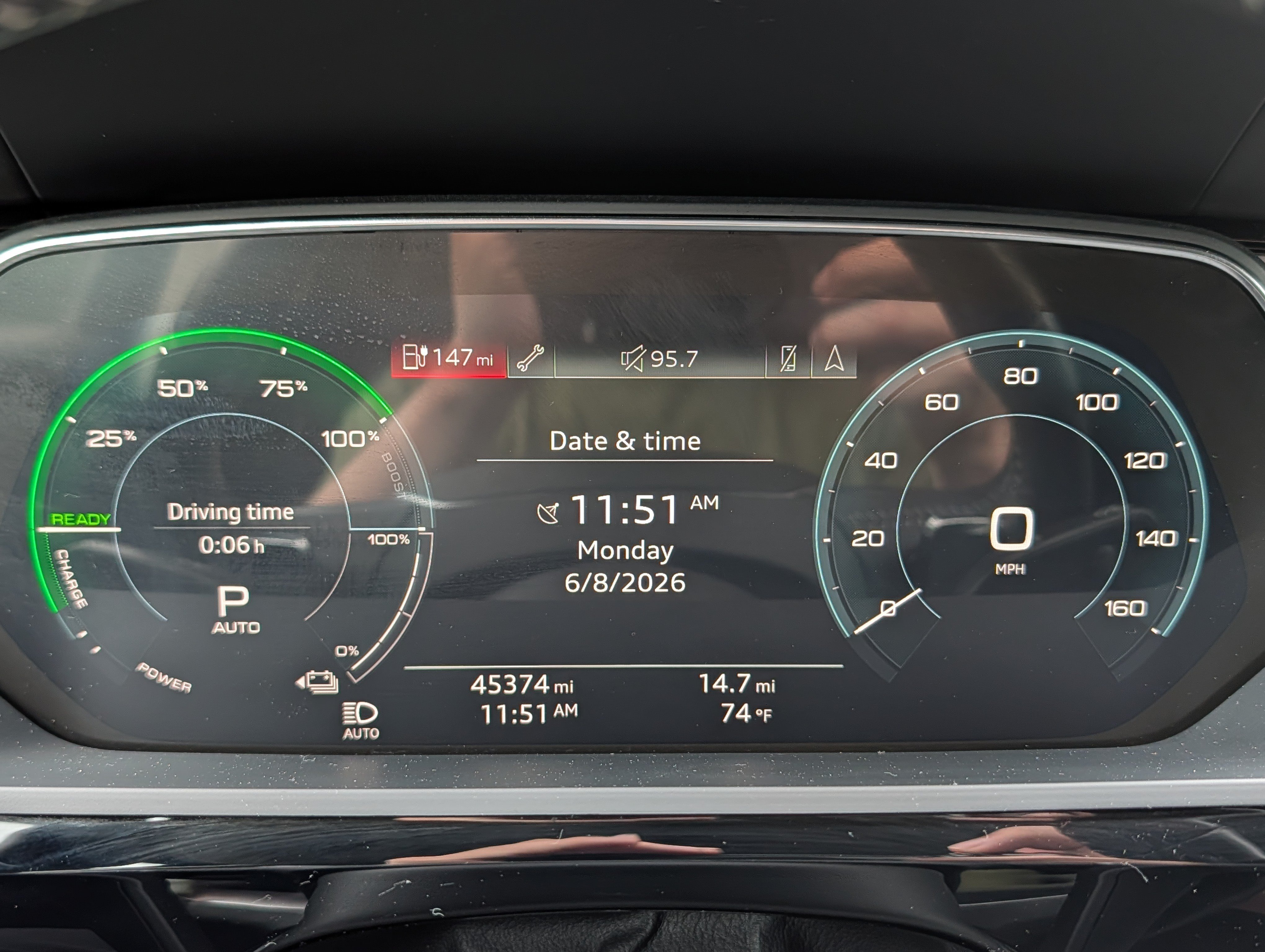 Used 2019 Audi e-tron Prestige w/ Prestige Package AWD/4WD image 21