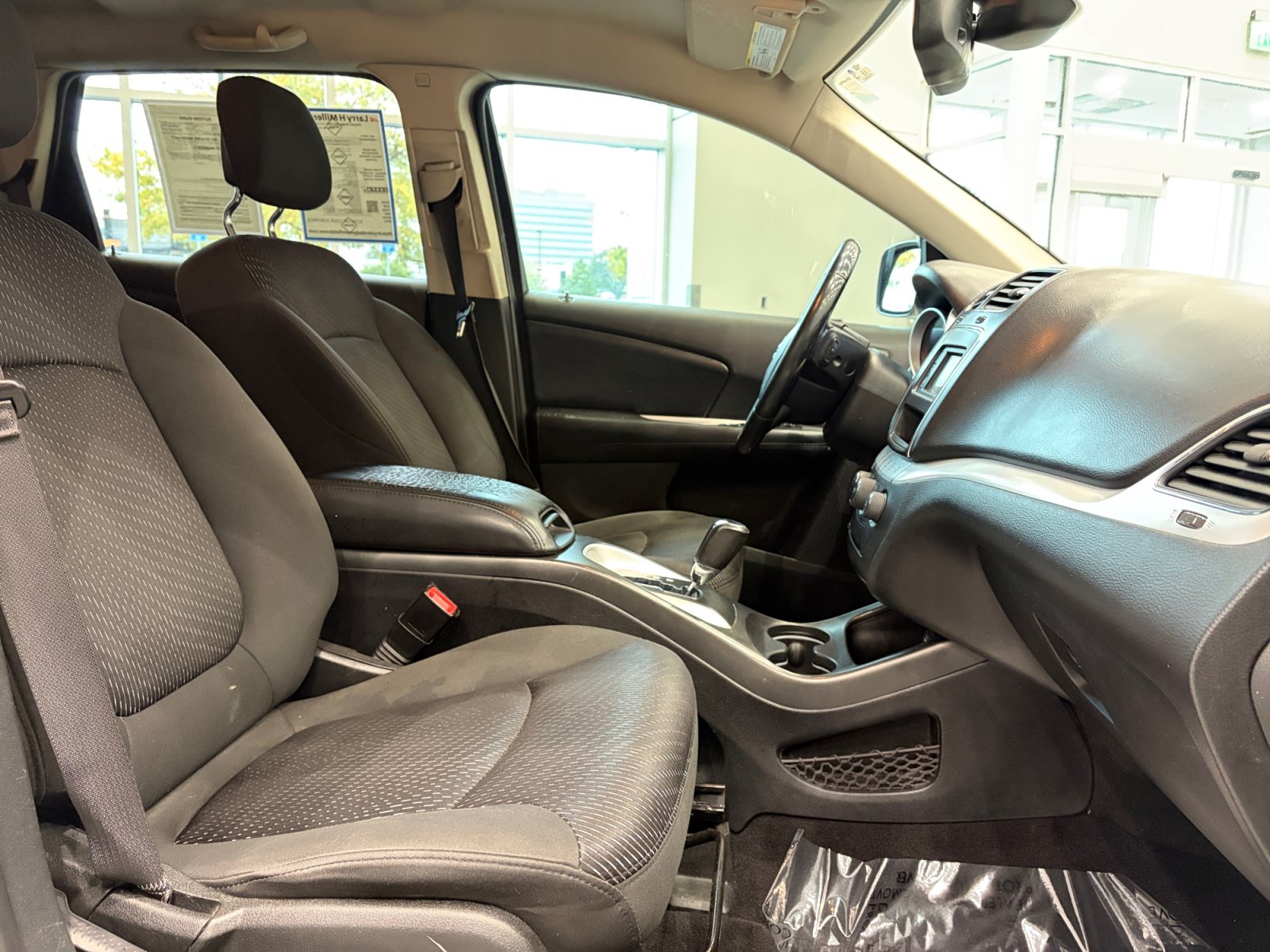 Used 2018 Dodge Journey SE w/ Connectivity Group FWD image 19