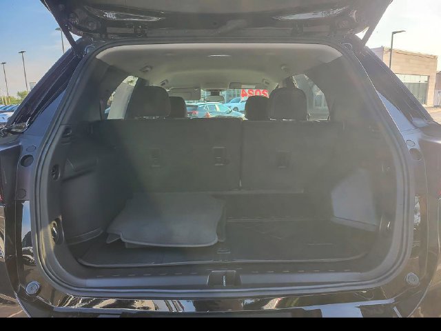 Certified 2024 Chevrolet Equinox LS w/ LS Convenience Package FWD image 18