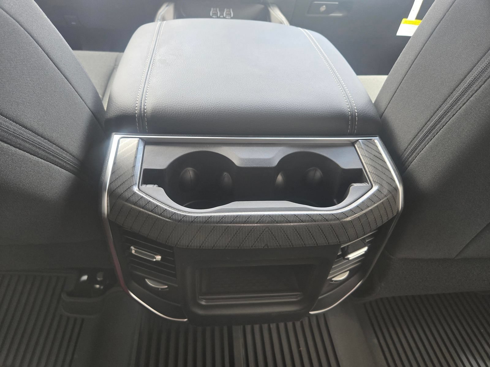 New 2026 RAM 2500 Big Horn AWD/4WD image 6