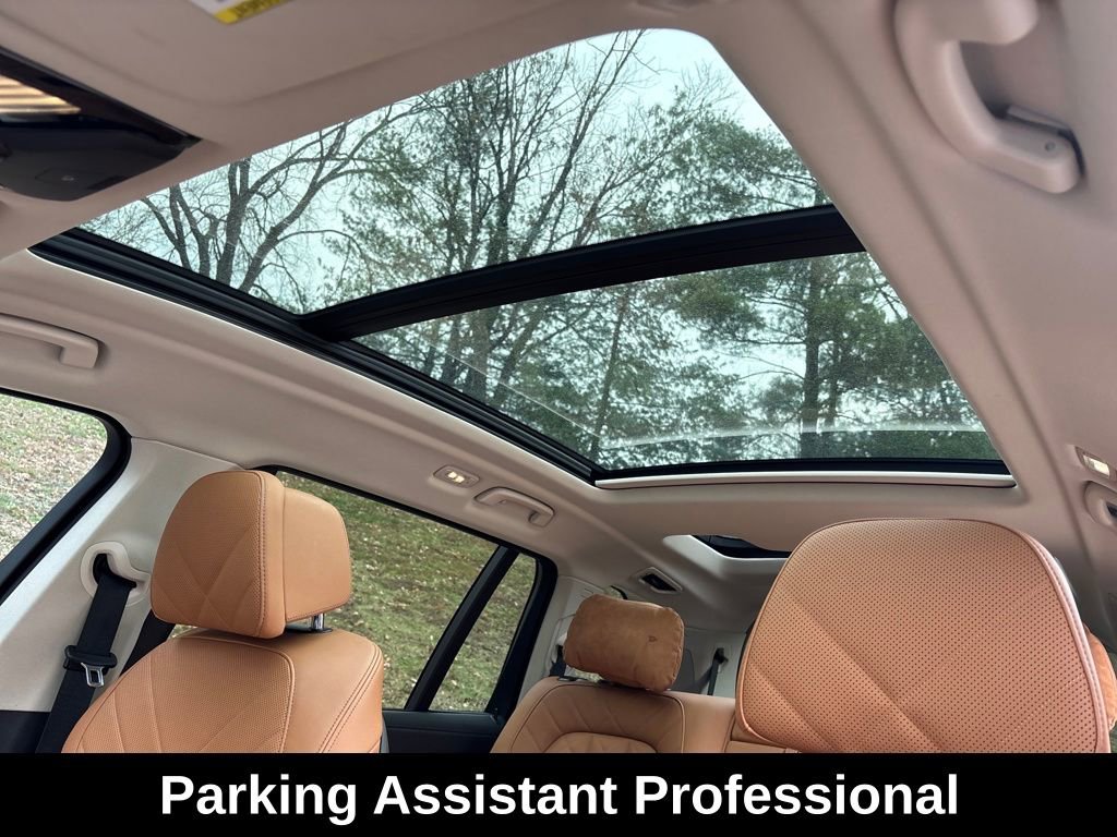 Used 2023 BMW X7 xDrive40i w/ Premium Package image 27