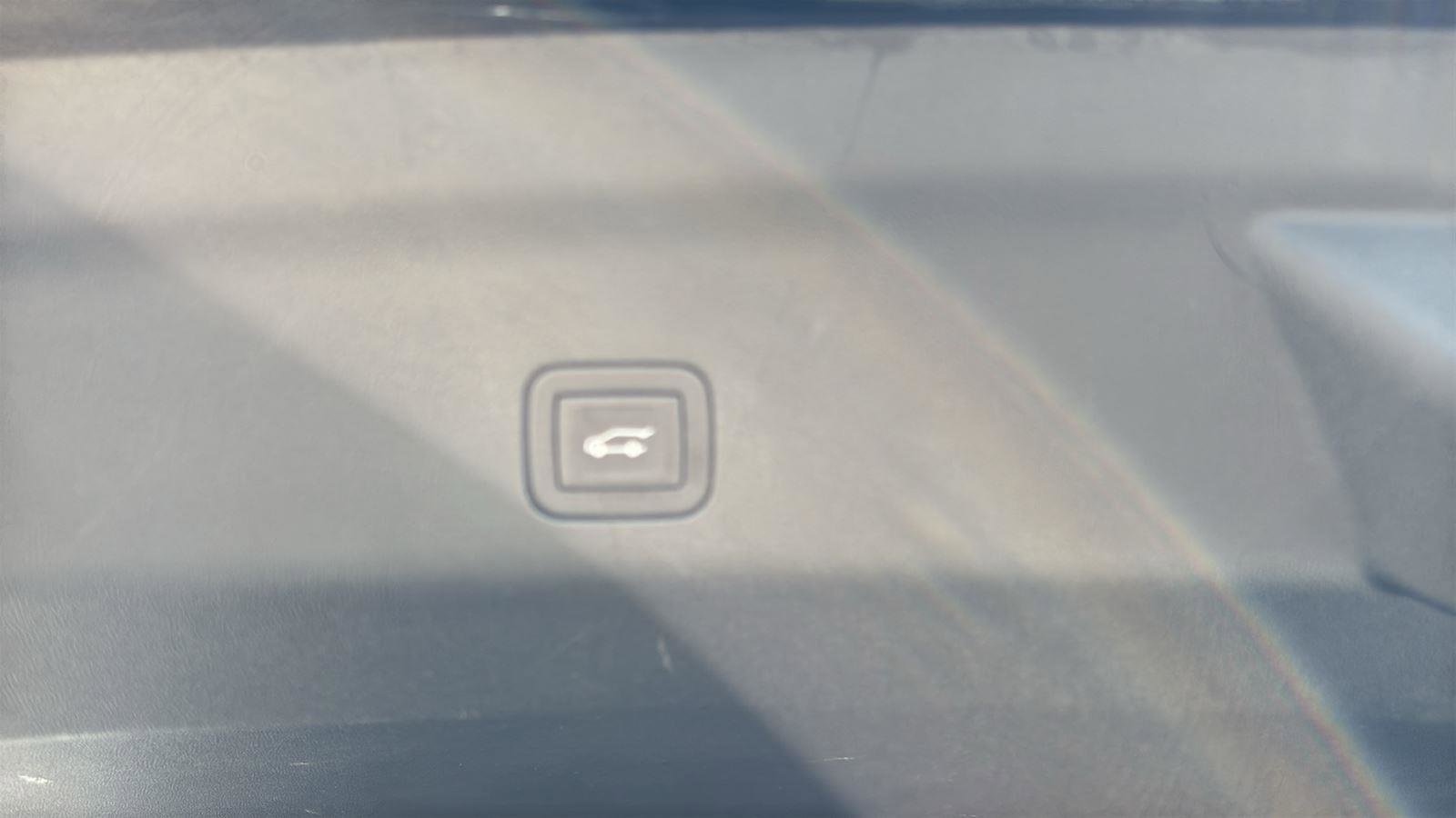 Certified 2024 GMC Yukon XL AT4 w/ Technology Package image 19