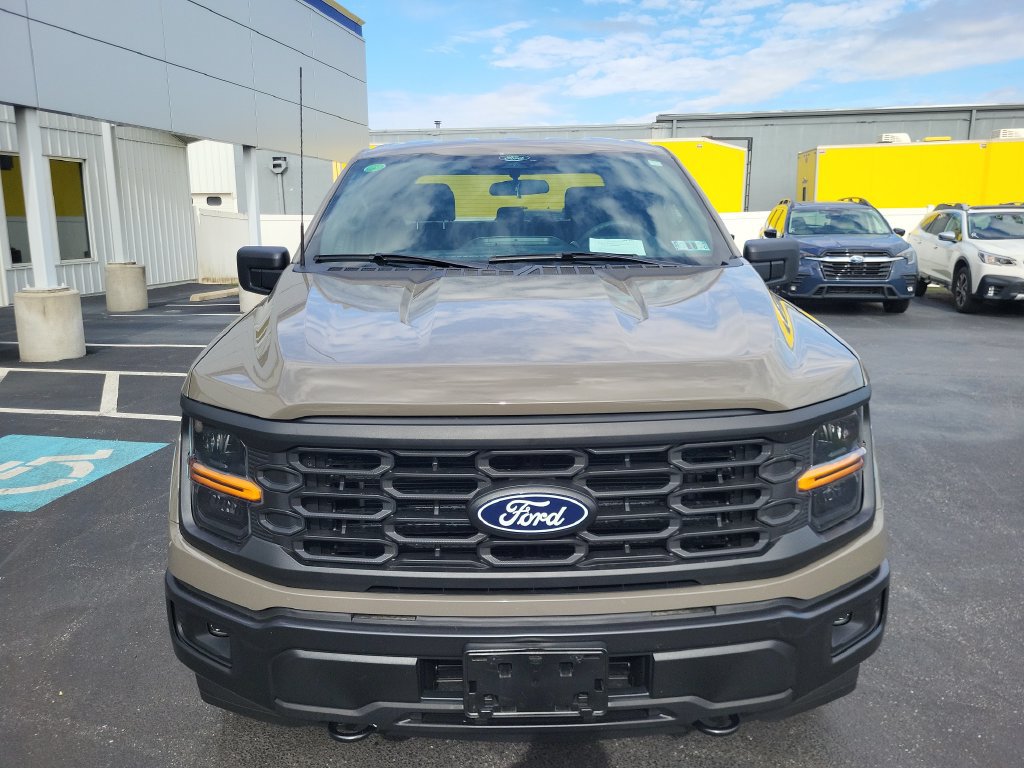 Used 2025 Ford F150 STX w/ Equipment Group 201A FX4 AWD/4WD image 10