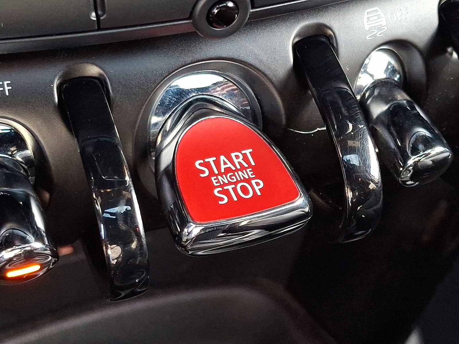 Certified 2023 MINI Cooper S image 24