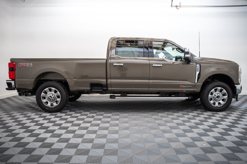 New 2026 Ford F350 Lariat w/ Lariat Premium Package AWD/4WD image 4