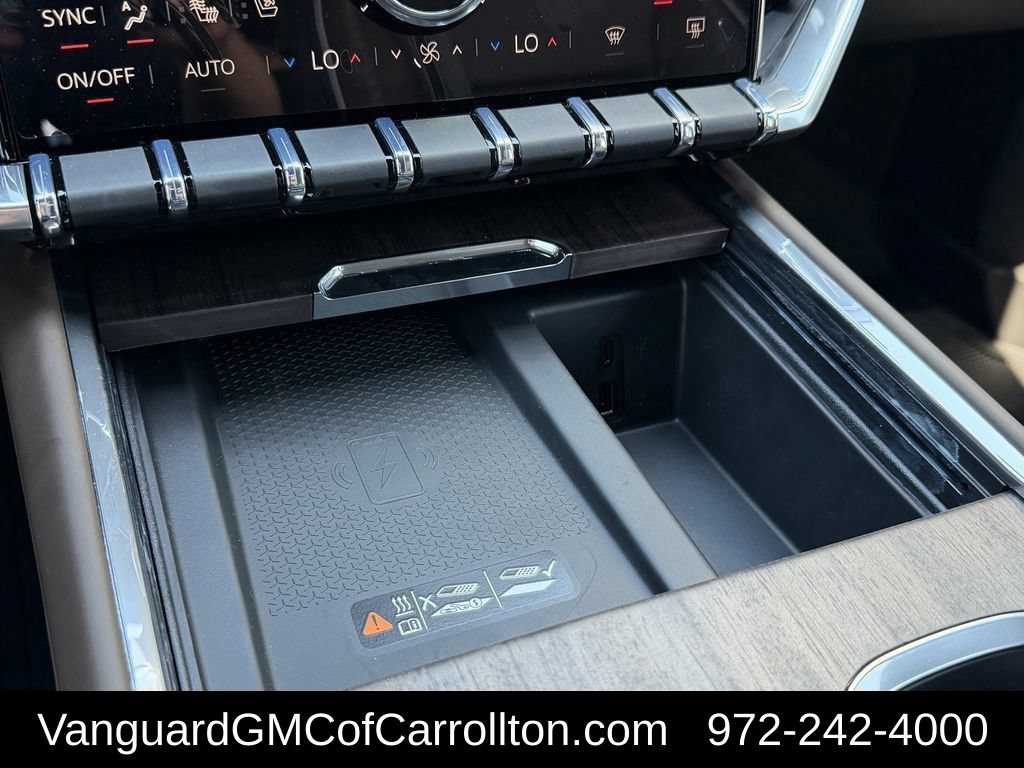 New 2026 GMC Acadia Denali Ultimate w/ LPO, Floor Liner Package AWD/4WD image 18