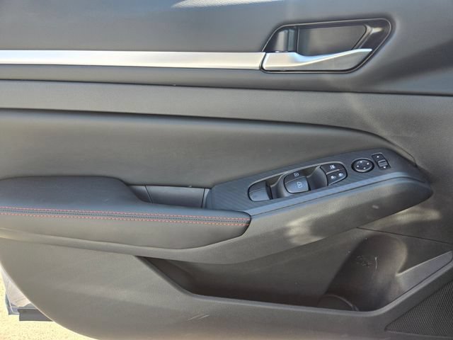 New 2026 Nissan Altima 2.5 SR FWD image 24