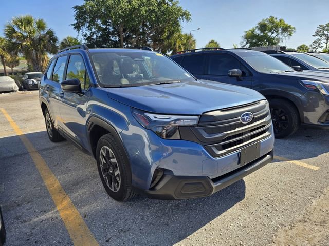 Used 2025 Subaru Forester image 2