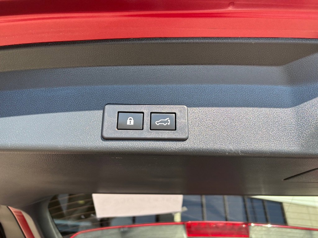 Used 2020 Subaru Ascent Premium w/ Sport Package image 29