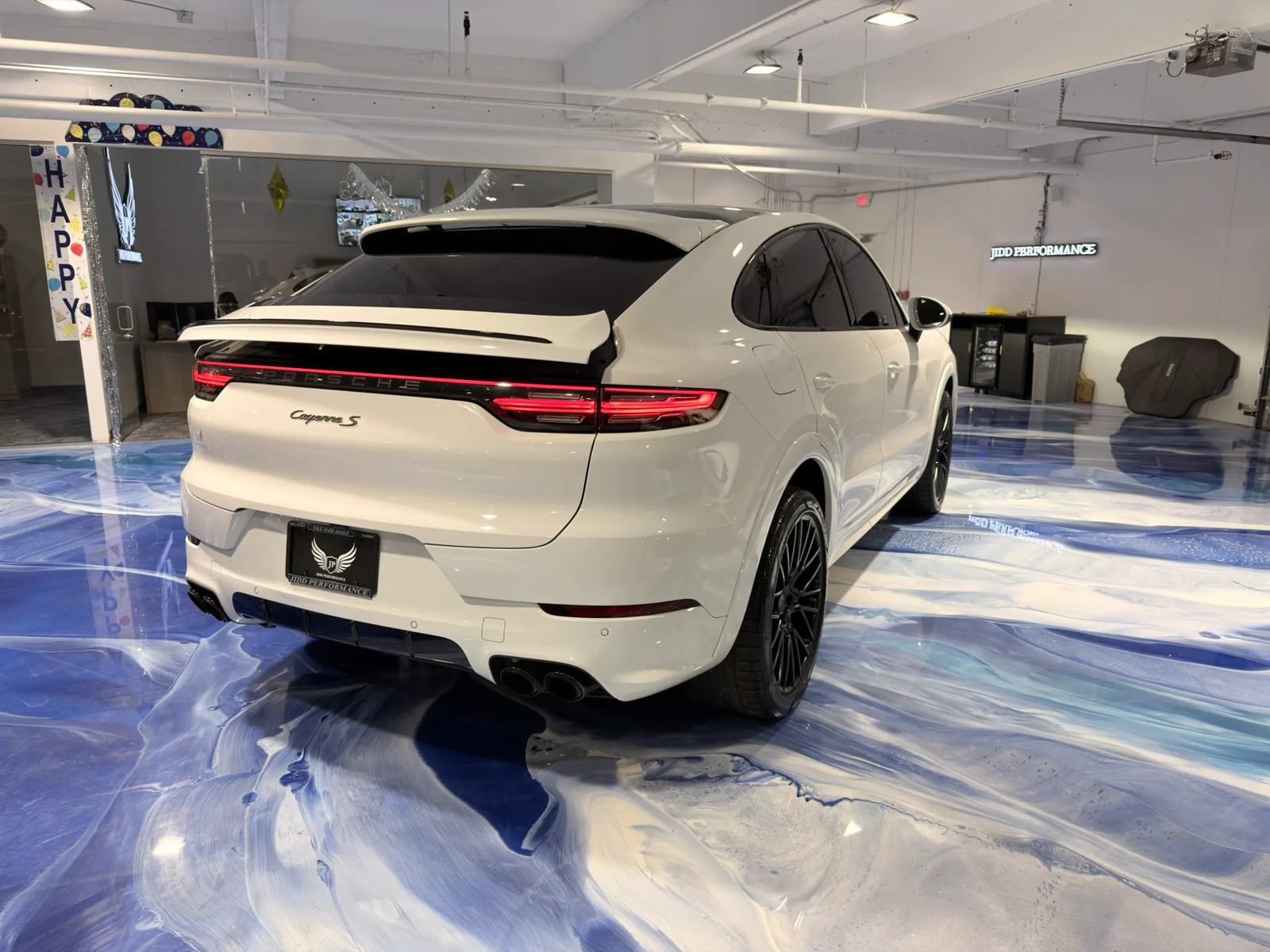 Used 2022 Porsche Cayenne S Platinum AWD/4WD image 7