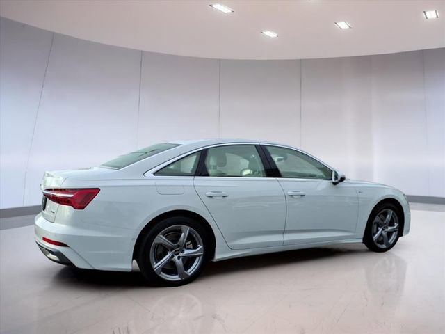 Used 2025 Audi A6 Premium Plus w/ Premium Plus Package image 4