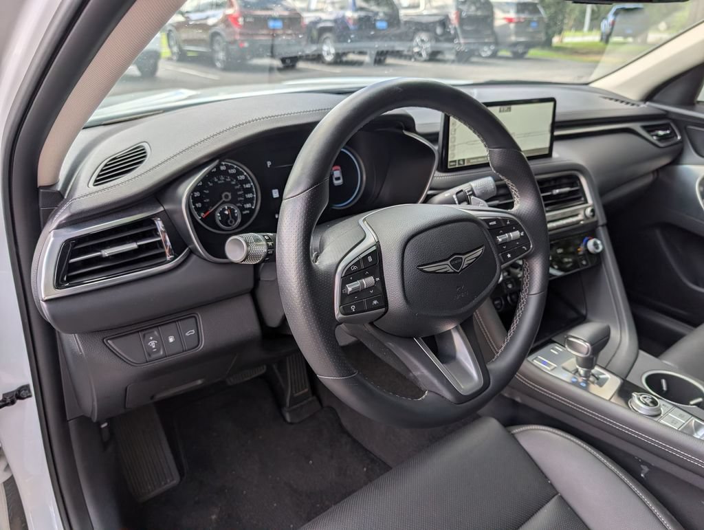 Used 2026 Genesis G70 2.5T RWD image 32