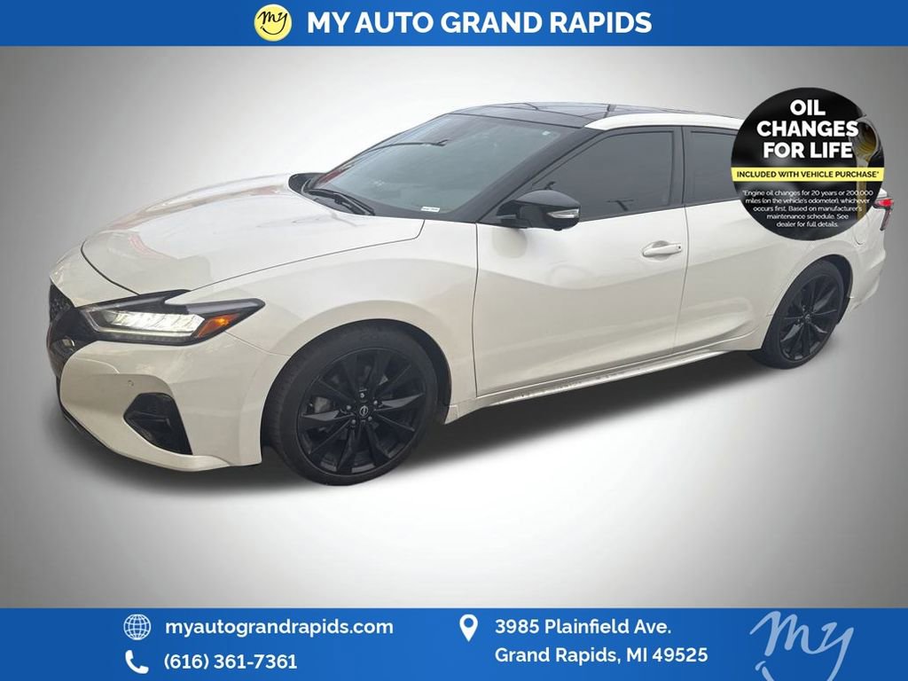 Used 2023 Nissan Maxima SR w/ Sport Mat Group