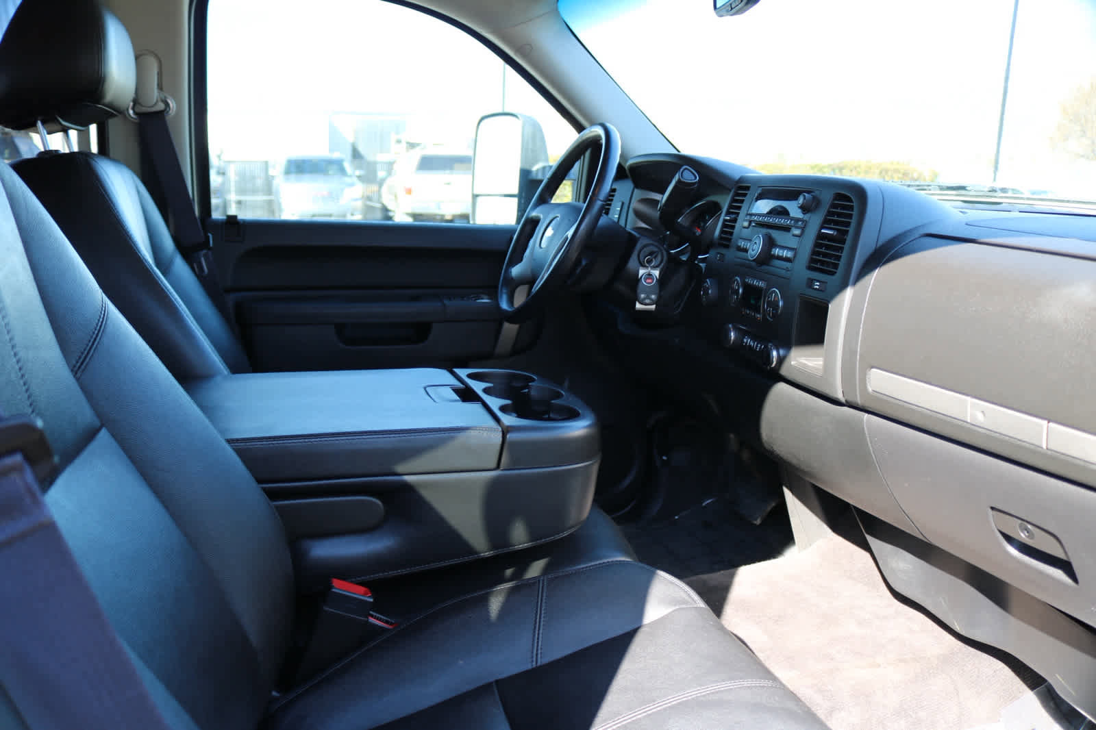 Used 2014 Chevrolet Silverado 3500 LT w/ Interior Plus Package image 25