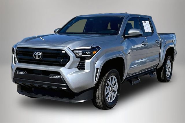 Used 2026 Toyota Tacoma SR5 image 2